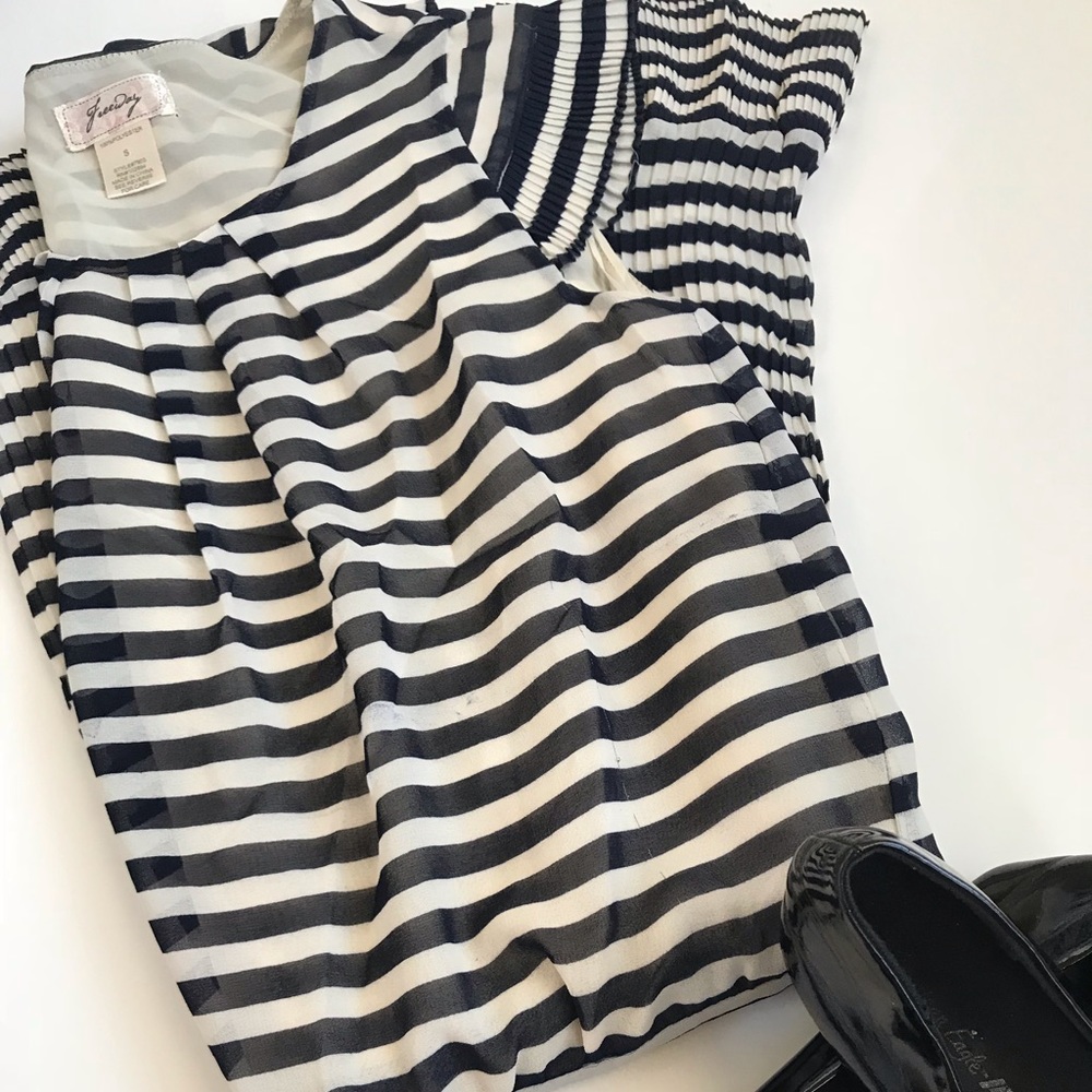 Black &white pleated airy cute summer dress
